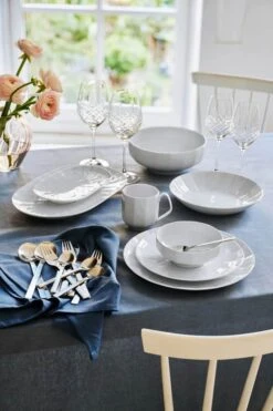 Royal Copenhagen Hvid Facet DybTallerken -Royal Copenhagen 3990 169ff6b6 3d23 4d9b 9450 fa1db0535e01 1