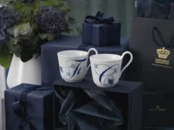 Royal Copenhagen Alfabet Kollektion Højhankskop - C 9 Royal Copenhagen Alfabet Kollektion Højhankskop - C -Royal Copenhagen 3990 77488a3c bbac 40ef b4f7 03c04d7d3442