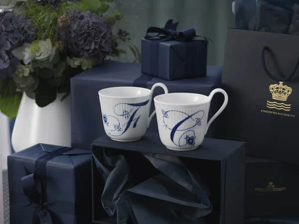 Royal Copenhagen Alfabet Kollektion Højhankskop - C 5 Royal Copenhagen Alfabet Kollektion Højhankskop - C - Billede 3