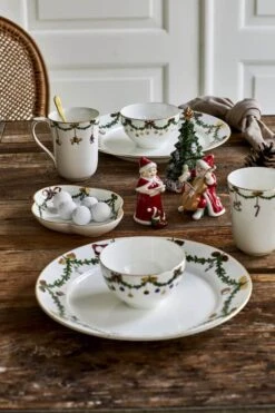 Royal Copenhagen Stjerne Riflet Jul Fad 10 Royal Copenhagen Stjerne Riflet Jul Fad -Royal Copenhagen 3990 91db21b8 e04f 4a89 a768 b11f92d4faab 2