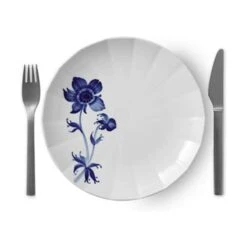 Royal Copenhagen Blomst Tallerken - Fransk Anemone -Royal Copenhagen 3990 a5ae1844 2640 4ad2 89ff 1e884bd2200d