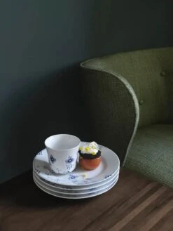 Royal Copenhagen Blå Elements Frokosttallerken -Royal Copenhagen 3990 b64decbe 097d 4a9d 8c6e 0409725f47ae