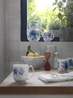 Royal Copenhagen Blomst Krus - Pinselilje -Royal Copenhagen 3990 d43d9b66 b1f4 4b79 9dfd cee44340f3fd