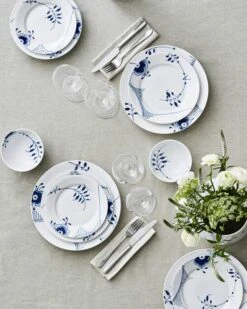 Royal Copenhagen Blå Mega Riflet Desserttallerken #2 9 Royal Copenhagen Blå Mega Riflet Desserttallerken #2 -Royal Copenhagen 3990 e9213876 2382 44ed 8883 8e141558687d 1